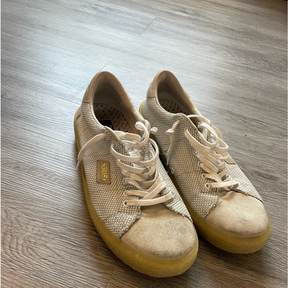 Golden Goose Sneakers - Picture 2 of 2